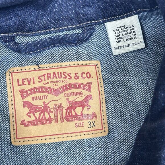 Levi’s Women’s Blue Denim Jean Jacket 3X Button Up Trucker Western Stretch - Picture 3 of 13